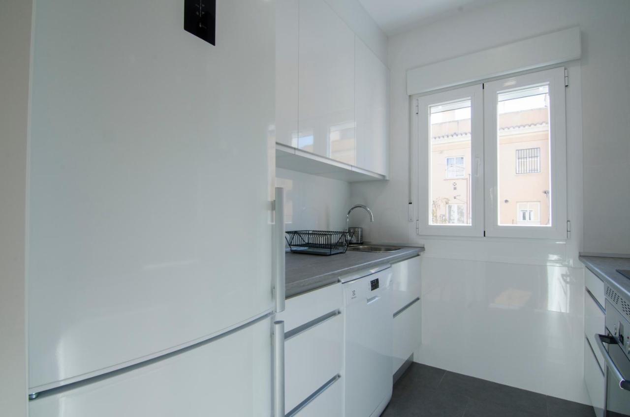 2 Bedrooms 2 Bathrooms Furnished - Bernabeu - Business Area With Terrace - Minty Stay Мадрид Экстерьер фото